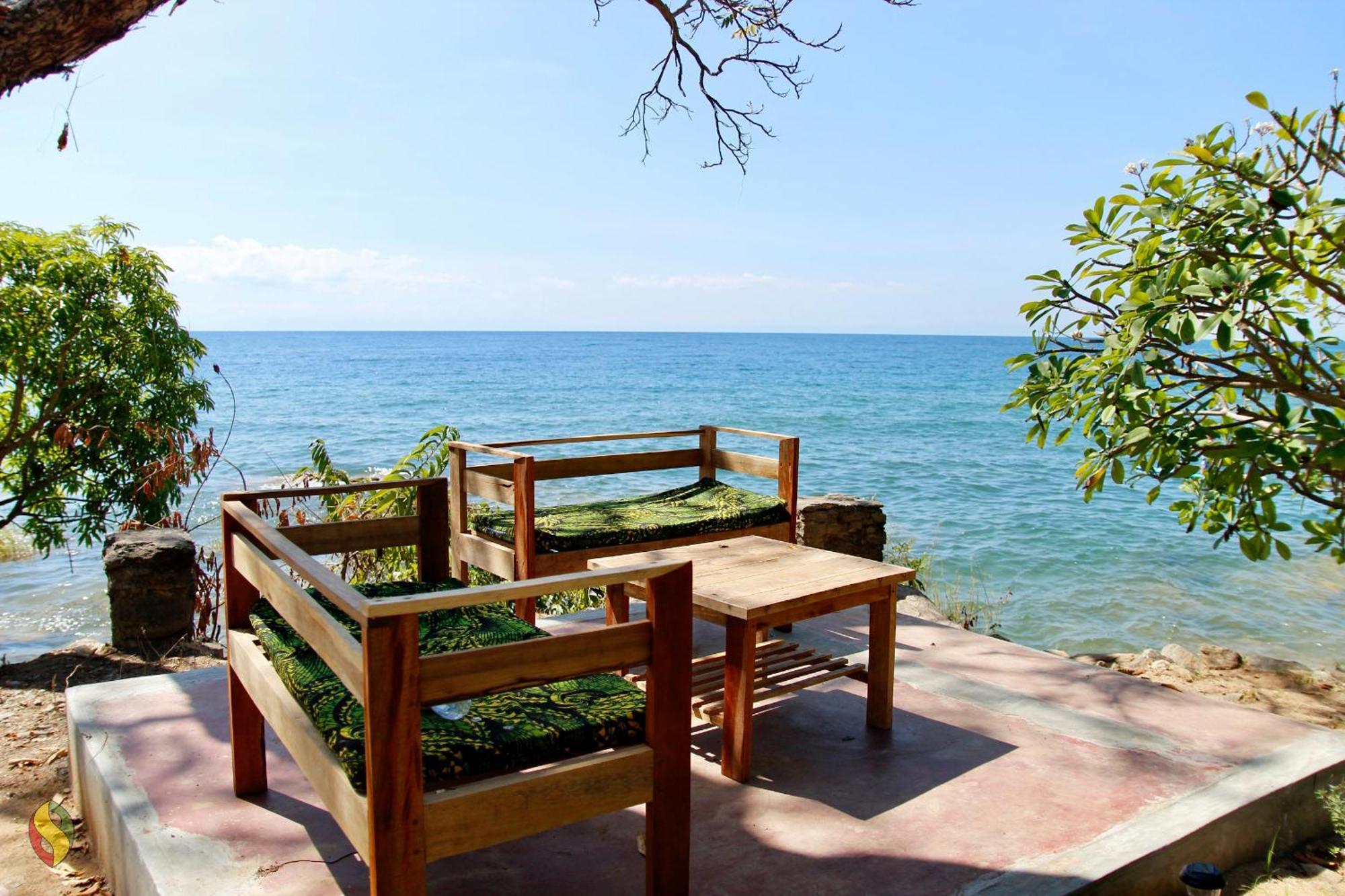 Soul Rebel Lodge & Backpackers Nkhata Bay エクステリア 写真