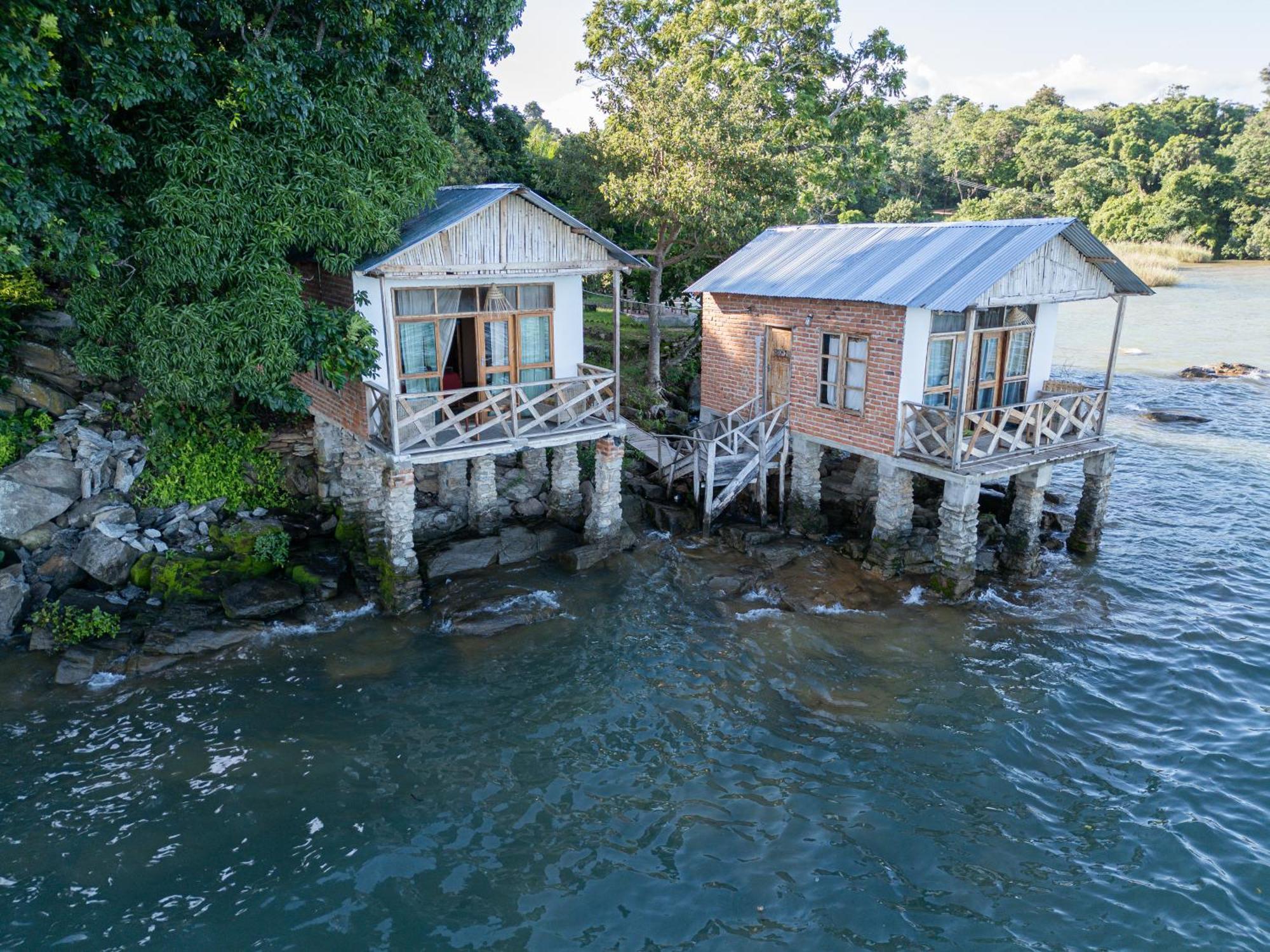 Soul Rebel Lodge & Backpackers Nkhata Bay エクステリア 写真